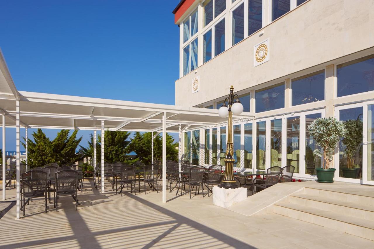 Hotel Amore Beach Elenite Exteriör bild