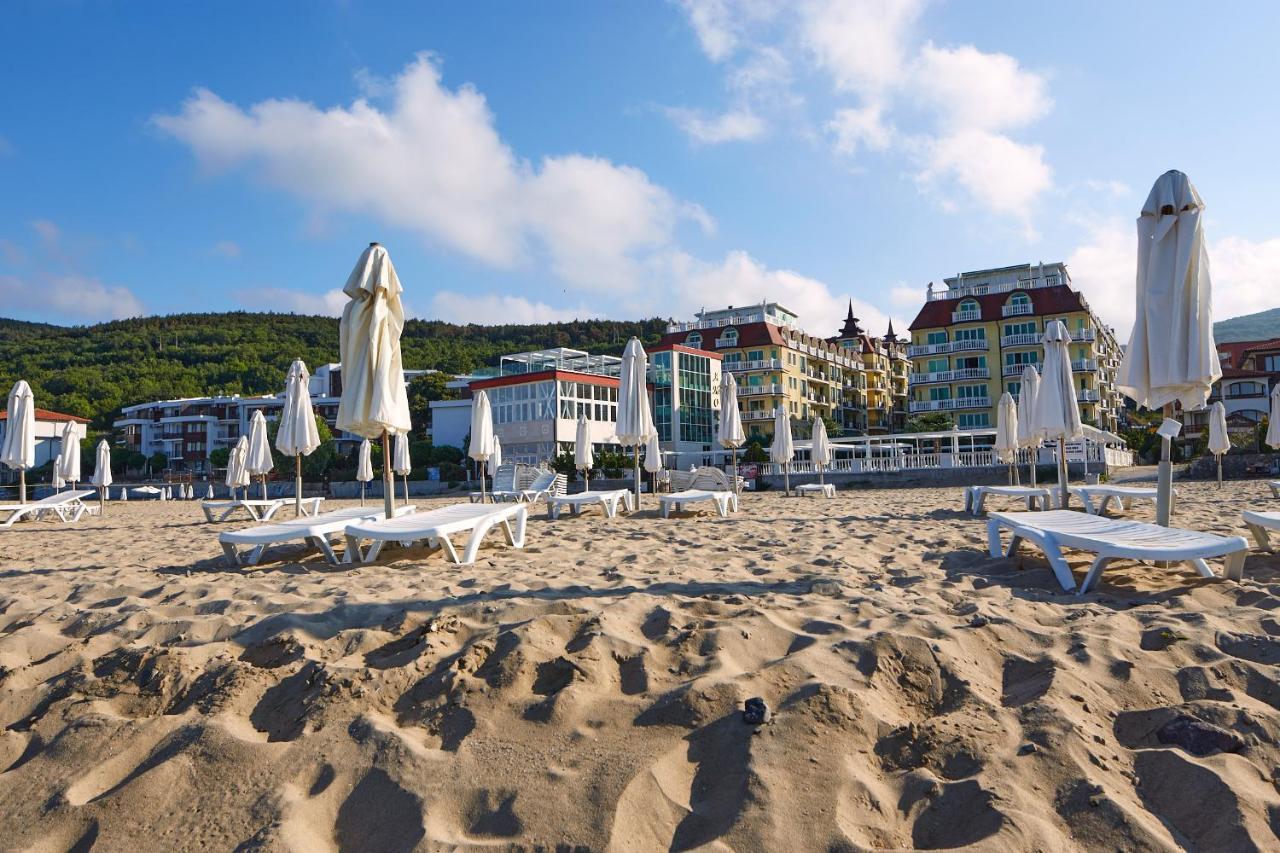 Hotel Amore Beach Elenite Exteriör bild