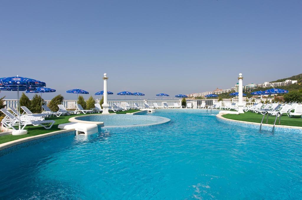 Hotel Amore Beach Elenite Exteriör bild